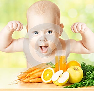 Un bambino vitamina succo forte salutare pasto verdure pasto 