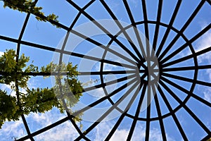 Structure of a steel dome