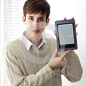 Student with ebook reader