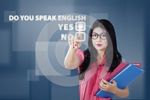 Student learns to speak english