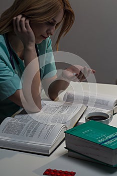 Student of medicine taking amphetamine