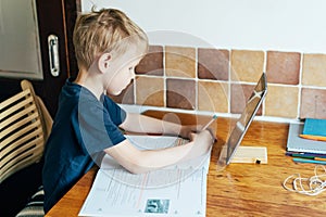Student in online tutoring photo