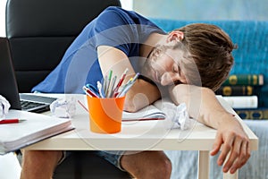 Student sleeps after learning