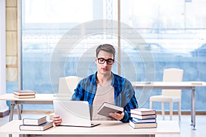 Student in telelearning distance learning concept reading in lib