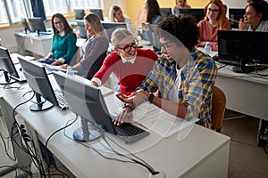 Students having fun at an informatics lecture