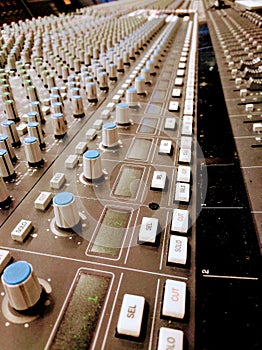 Studio console SSL