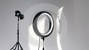 Photorealistic image of a smart scoop label tile in a modern studio setting