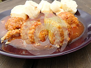 Stuffed peppers, minced meat, rice, tomato sauce, dumplings