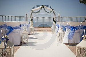 A stunning outdoor wedding ceremony