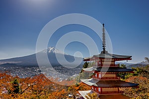 Stunning view at Mount Fuji from the Chureito Pagoda at Arakura Sengen Shrine