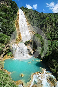 Stunning view to El Chiflon waterfall