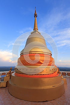 Stupa on the top of Tiger Temple (Wat Tham Suea) . Krabi. Thaila