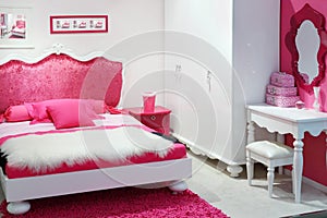 Stylish pink bedroom