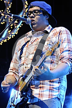 Sublime performing live.