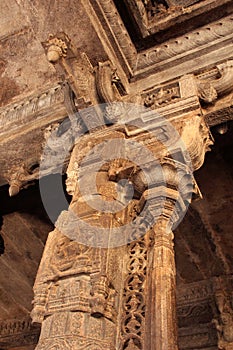 Subtlety of stone pillars of Jalakandeswarar temple hall