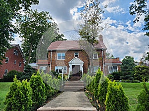 Suburban house residential townhouse architecture property in neighborhood