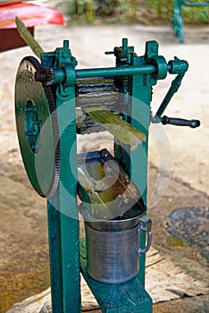 Sugar cane press