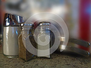 Sugar Salt & Pepper Shakers Restaurant Cafe Lunch Counter