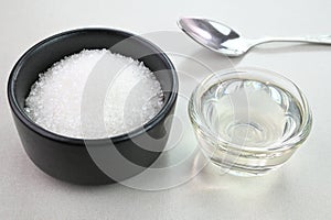 Sugar syrup in a bowl