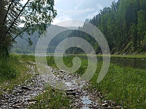 Sukhoy Pit river after rain.