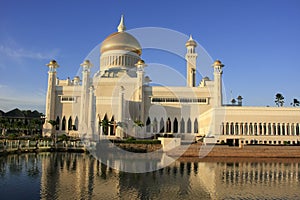 Sultan Omar Ali Saifudding Mosque, Bandar Seri Beg