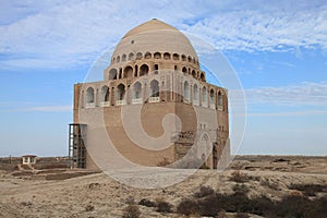 Sultan Sencer Tomb is located in Merv, Turkmenistan.