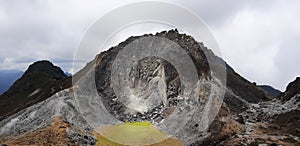 Sumatra Vulkan Berastragi