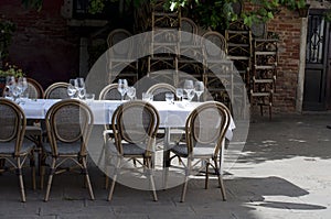 Summer cafe in the Italian courtyard