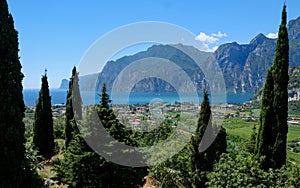 Summer dream: vacation on Lake Garda in Italy - idyllic beaches, warm water and Italian ambience make every trip unique.