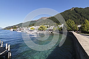 Summer Lake Wakatipu and Queenstown, New Zealand