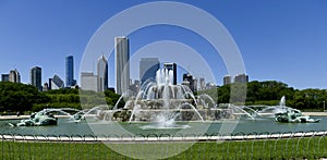 Buckingham Fountain Regular Spray