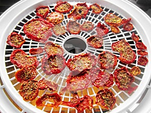 Sun dried tomatoes food dehydrator