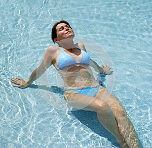 Sunbath in The Pool