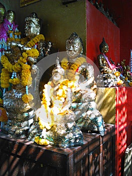 Sunlight on Buddha statutes