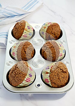 Sunny bran muffins