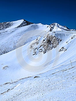 sunny day on slopes in breckenridge colorado ski resort