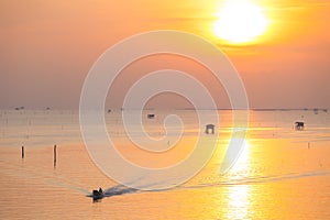 Sunrise , Bang Taboon