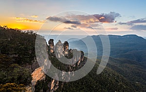 Sunrise from Echo Point in Blue Mountains Australia