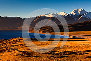 Sunrise hour by Lake Mapam Yum Co