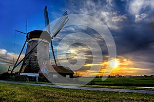 Sunrise House and the Giant of Netherlands