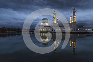 Sunrise at Kota Kinabalu mosque, famous landmark in Kota Kinabalu, Sabah Borneo, Malaysia.