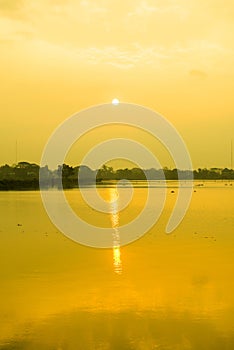 Sunrise at Kwan Phayao lake