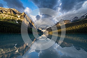 Sunrise at Lake Louise in the summer at Banff National Park