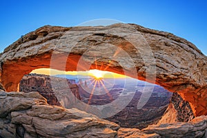 Sunrise at Mesa Arch in Canyonlands National Park