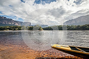 Sunrise over the lagoon, Canaima National Park