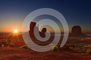 Sunrise over Monument Valley Tribal Park in Utah-Arizona border, USA