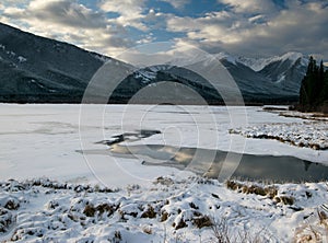 Sunrise over the Vermilion Lakes