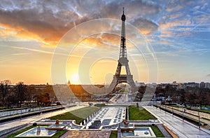 Sunrise in Paris, with Eiffel Tower