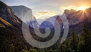 Sunrise on Yosemite Valley, Yosemite National Park, California