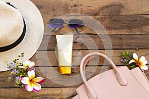 Sunscreen spf50  cosmetics health care for skin face with pink hand bag sunglasses ,hat